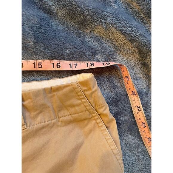 Talbots Women's Khaki Chino Shorts Size 16 Casual Summer Wear - Picture 2 of 10
